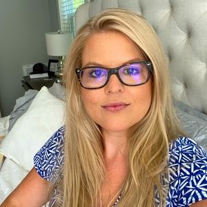 Meet your Posher, Leslie